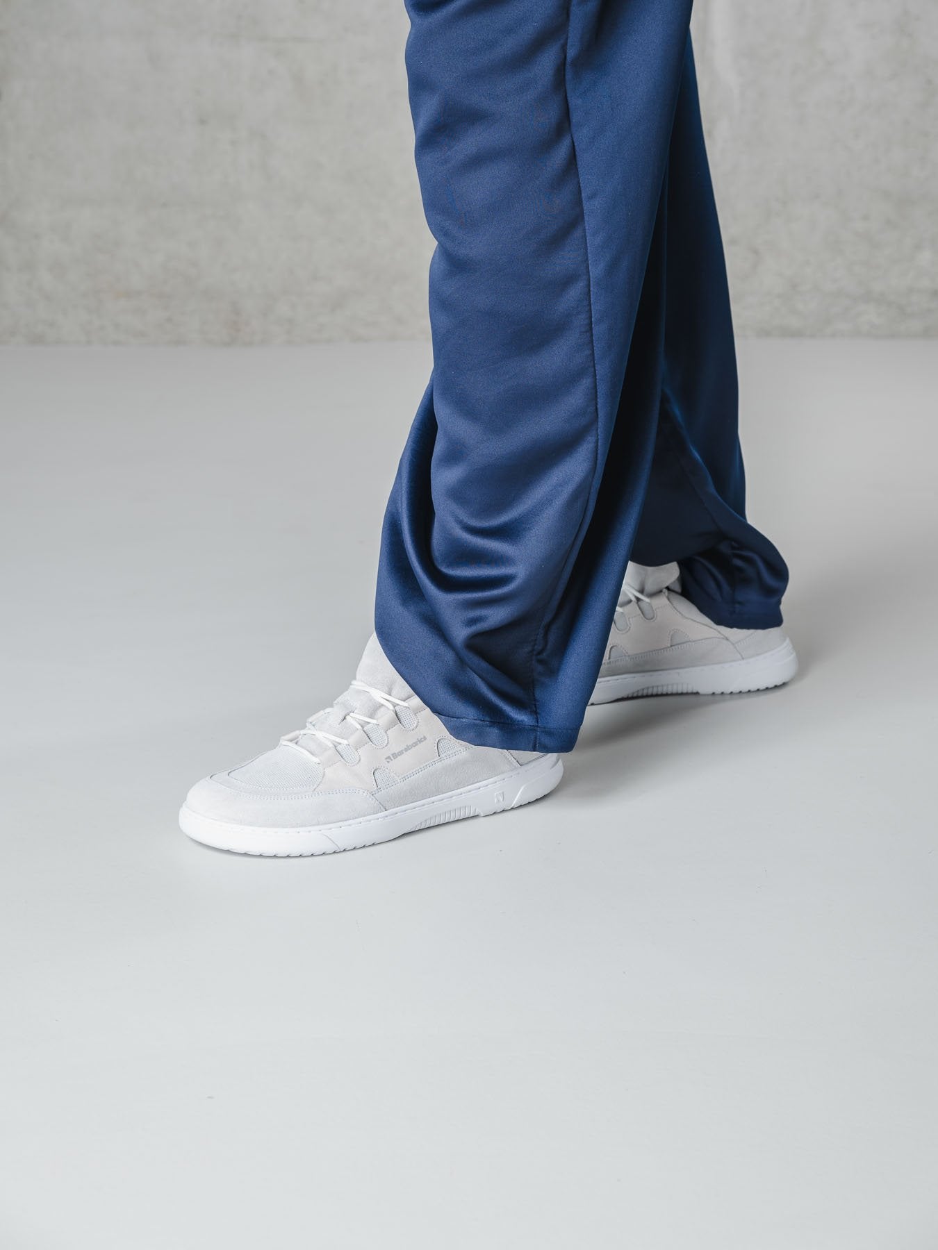 Barebarics Evo - Chalk White