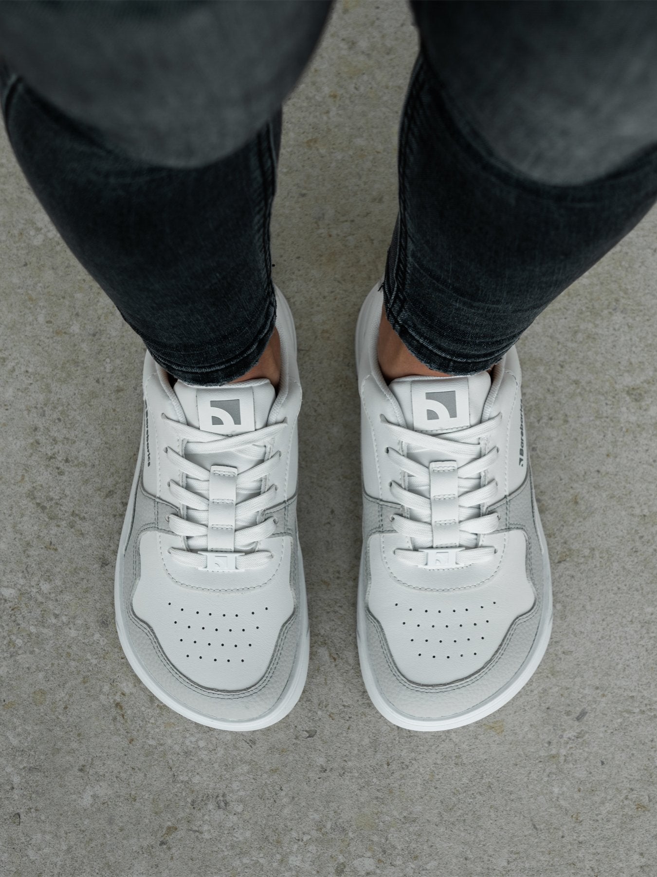 Barebarics Zing - White & Light Grey
