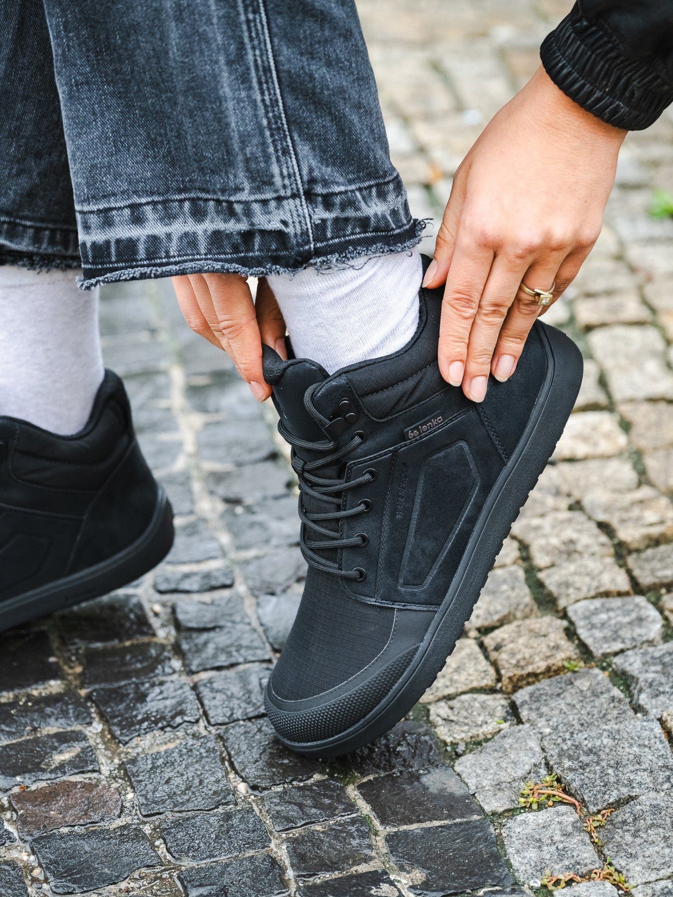 Be Lenka ArcticEdge All Black
