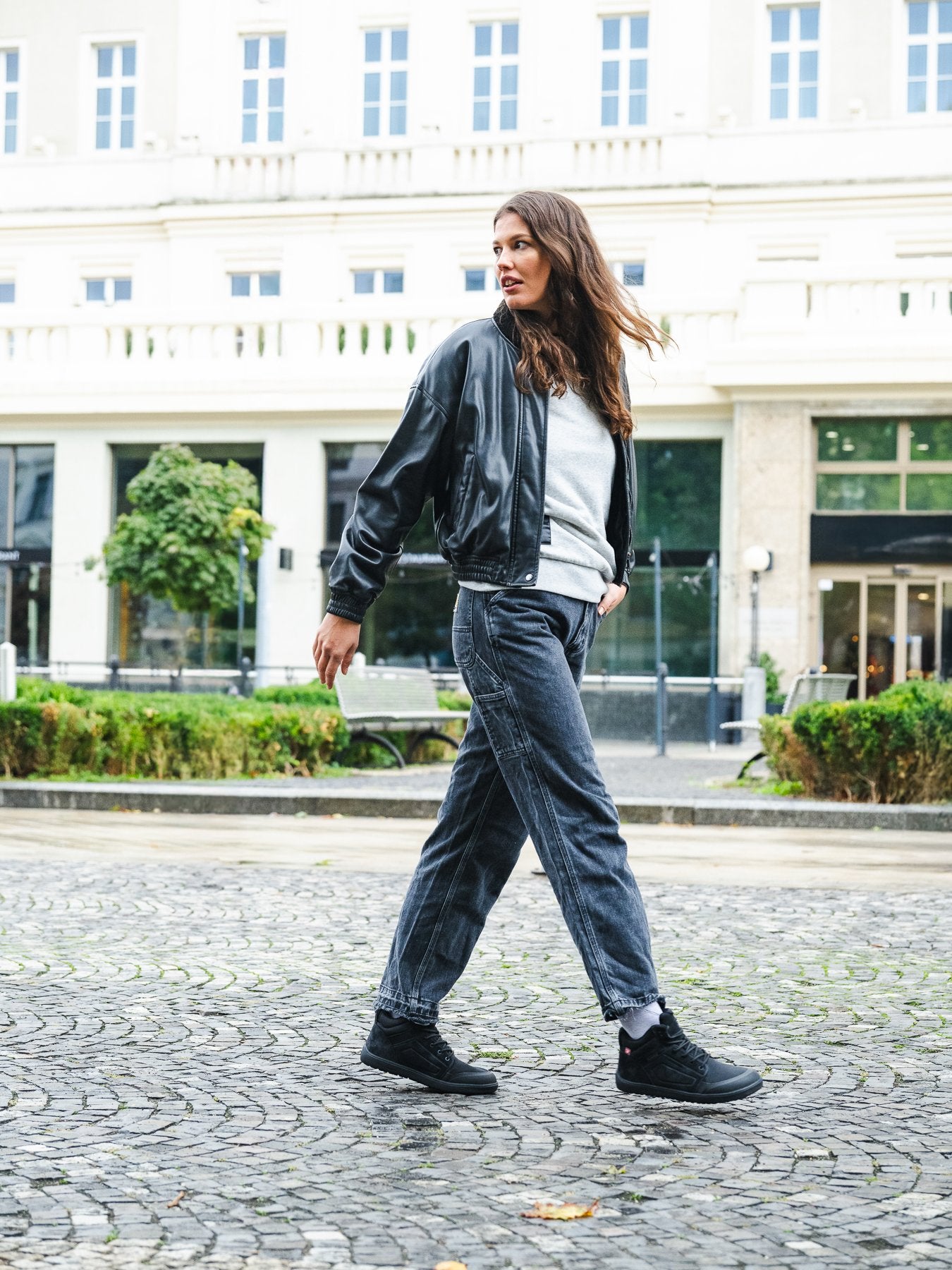 Be Lenka ArcticEdge All Black